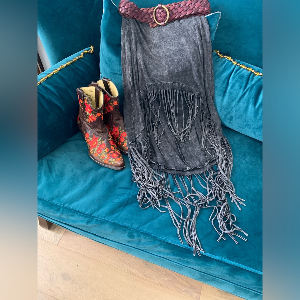 Tparty High Low Fringe Skirt Size M